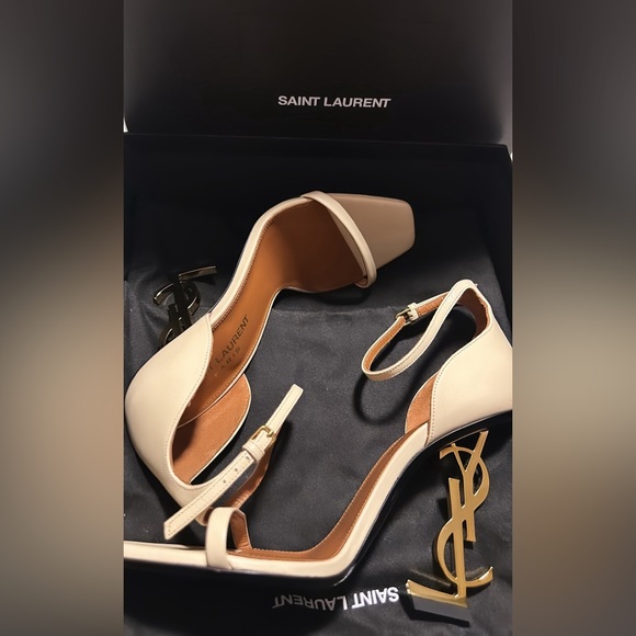 Heels YSL size 6.5 original - Picture 2 of 2